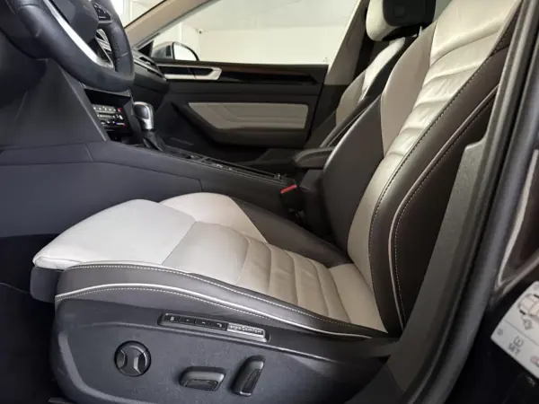 Volkswagen Arteon Shooting Brake 2021 - 23500 EUR, 168600 km - AUTO.MOTO.pt - 168600km - foto 36 de 144