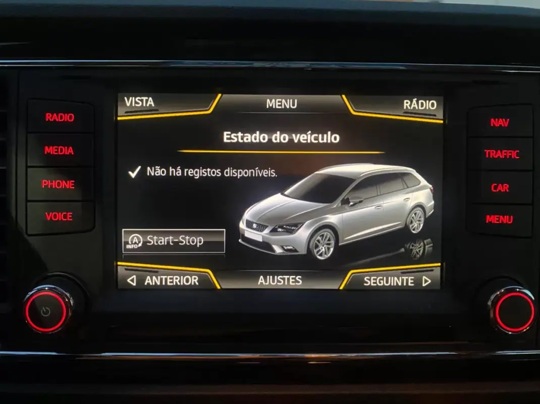 SEAT Leon ST 2016 - 11990 EUR, 240000 km - AUTO.MOTO.pt - 240000km - foto 16 de 19