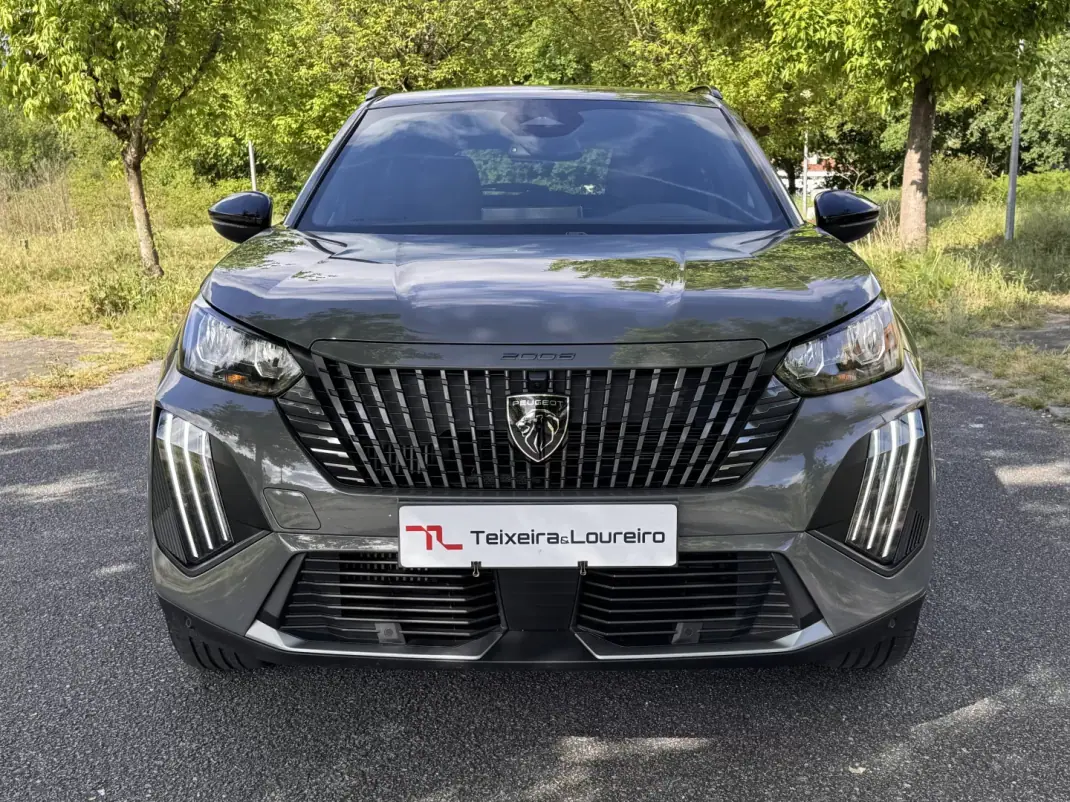 Peugeot 2008 2025 - 24900 EUR, 22017 km - AUTO.MOTO.pt - 22017km - foto 3 de 25