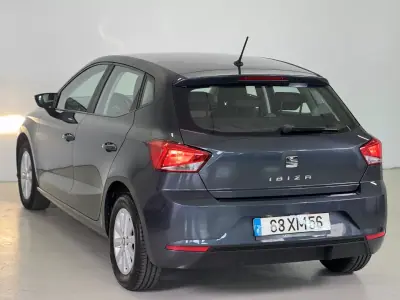 SEAT Ibiza 2019 - 11450 EUR, 70284 km - AUTO.MOTO.pt - 70284km - foto 4 de 39