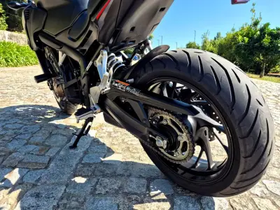 Honda CB 1000R 2017 - 5990 EUR, 25000 km - AUTO.MOTO.pt - 25000km - foto 8 de 24