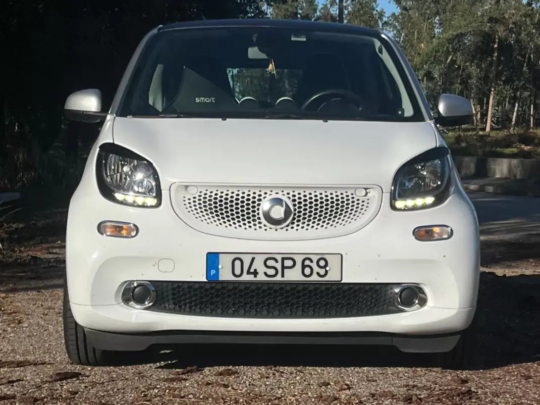 Smart ForTwo 2015 - 9990 EUR, 56330 km - 56330km - foto 19 de 32