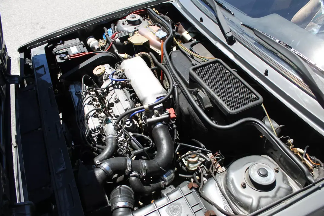 Lancia Delta 1988 - 15500 EUR, 194000 km - 194000km - foto 34 de 35