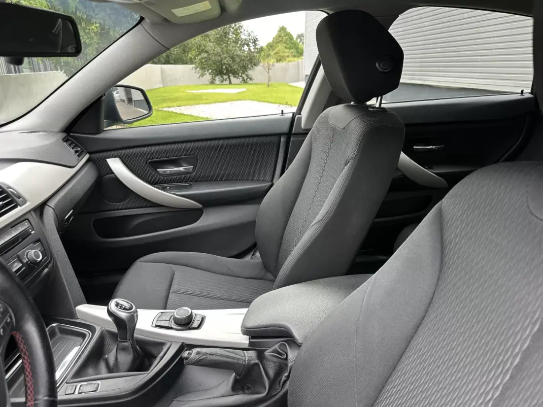 BMW 418 Gran Coupé 2015 - 15900 EUR, 293000 km - 293000km - foto 19 de 52