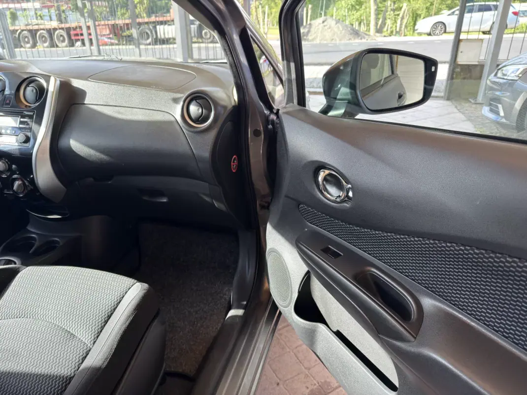 Nissan Note 2015 - 9250 EUR, 123087 km - AUTO.MOTO.pt - 123087km - foto 25 de 26