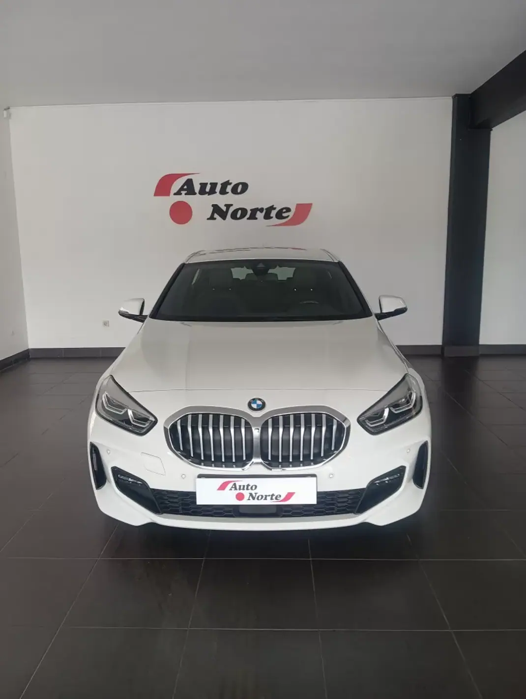 BMW 118 2021 - 23800 EUR, 41000 km - AUTO.MOTO.pt - 41000km - foto 3 de 25