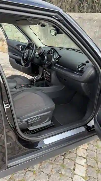 MINI Clubman 2021 - 19500 EUR, 118000 km - 118000km - foto 12 de 15