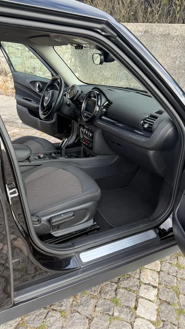 MINI Clubman 2021 - 19500 EUR, 118000 km - 118000km - foto 12 de 15