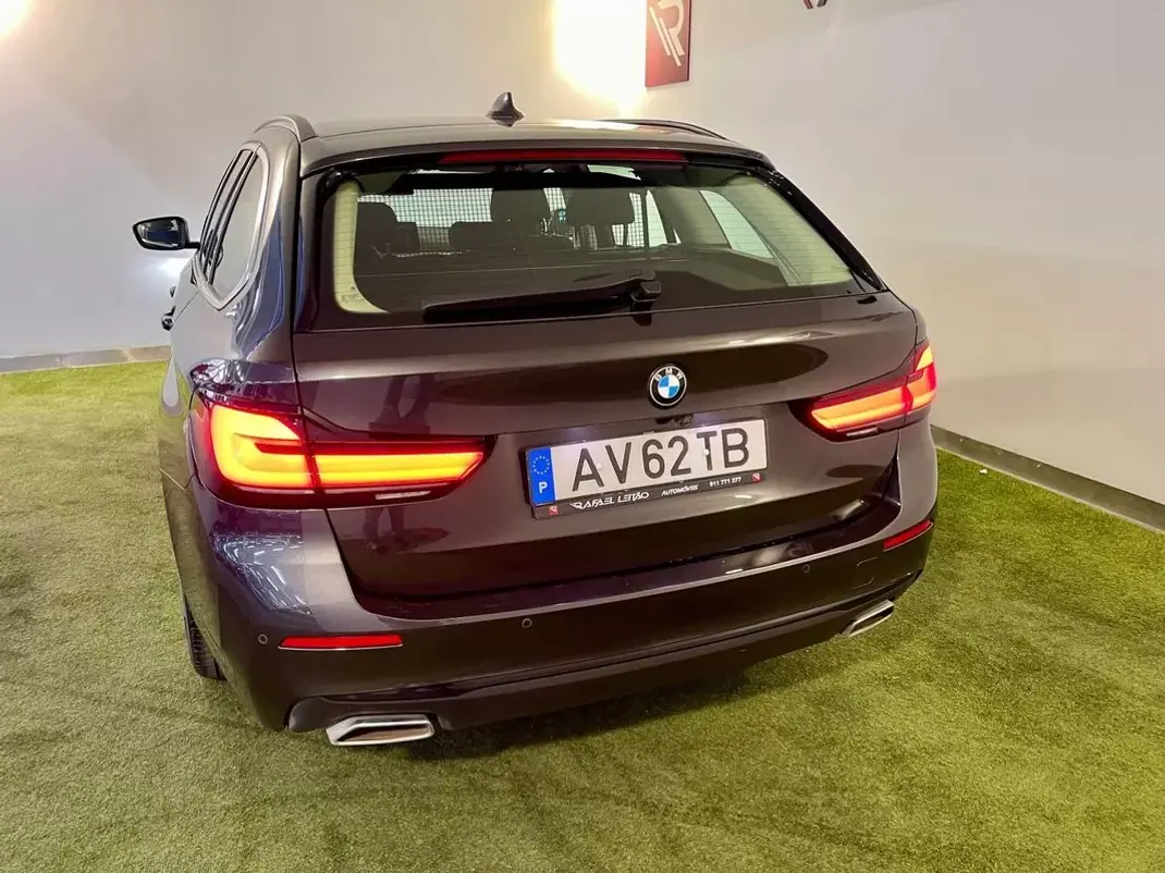 BMW 520 2023 - 33750 EUR, 83000 km - AUTO.MOTO.pt - 83000km - foto 7 de 36