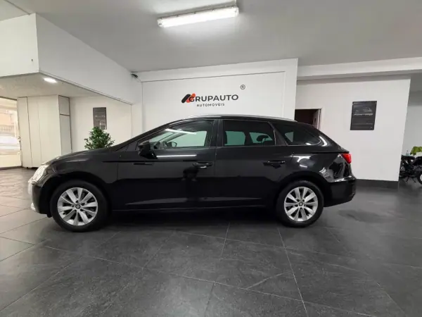 SEAT Leon 2018 - 12490 EUR, 159000 km - 159000km - foto 3 de 38
