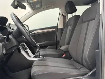 Volkswagen T-Roc 2022 - 21490 EUR, 71000 km - 71000km - foto 26 de 31