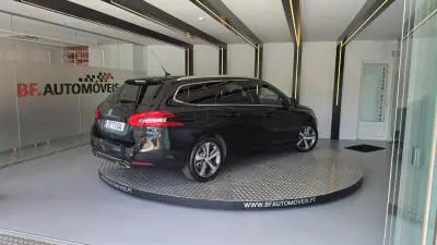 Peugeot 308 SW 2017 - 9500 EUR, 192522 km - 192522km - foto 4 de 56