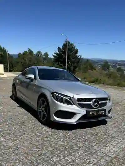 Mercedes-Benz C 250 2016 - 27490 EUR, 210998 km - AUTO.MOTO.pt - 210998km - foto 4 de 18