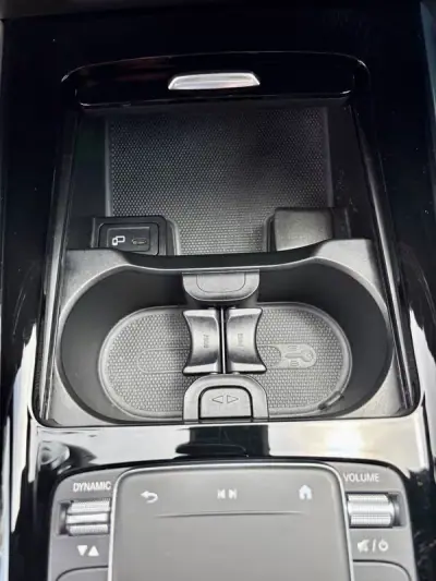 Mercedes-Benz GLA 250 2023 - 42500 EUR, 39724 km - AUTO.MOTO.pt - 39724km - foto 20 de 25