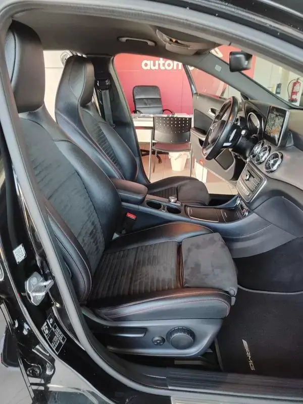 Mercedes-Benz GLA 200 2018 - 22750 EUR, 191200 km - AUTO.MOTO.pt - 191200km - foto 18 de 36