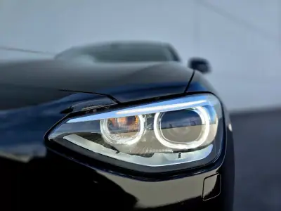 BMW 118 2013 - 12500 EUR, 140000 km - AUTO.MOTO.pt - 140000km - foto 3 de 35