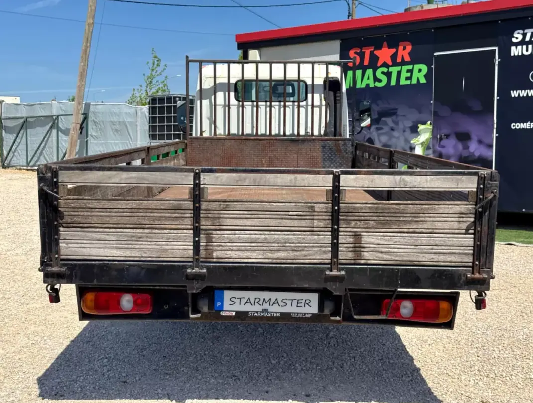 Mitsubishi Canter 3.0 Di-D Tribasculante 2010 - 11940 EUR, 500000 km - AUTO.MOTO.pt - 500000km - foto 7 de 14