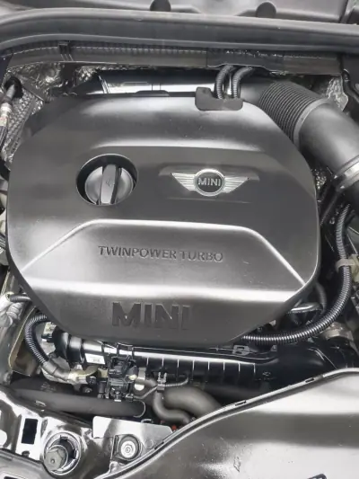 MINI One 2015 - 11900 EUR, 125000 km - AUTO.MOTO.pt - 125000km - foto 34 de 35