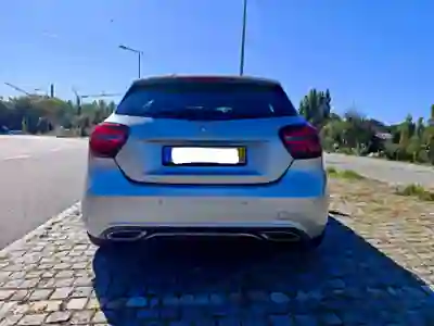 Mercedes-Benz A 180 2017 — foto 6 de 9