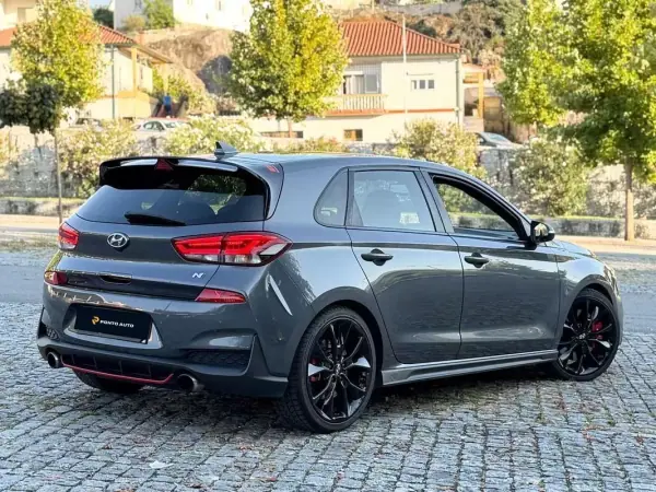Hyundai i30 2018 — foto 2 de 17