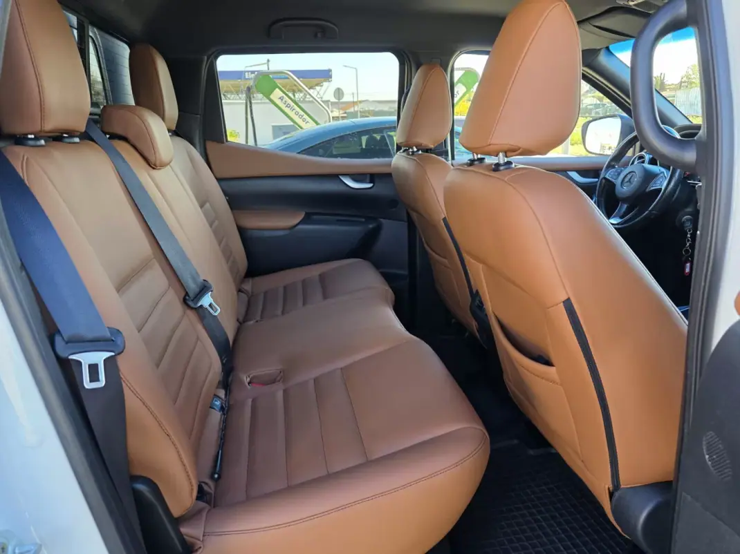 Mercedes-Benz X 250 2018 - 32990 EUR, 109235 km - AUTO.MOTO.pt - 109235km - foto 15 de 17