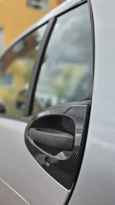 Smart Fortwo Cabrio 2013 - 8480 EUR, 75000 km - AUTO.MOTO.pt - 75000km - foto 7 de 18
