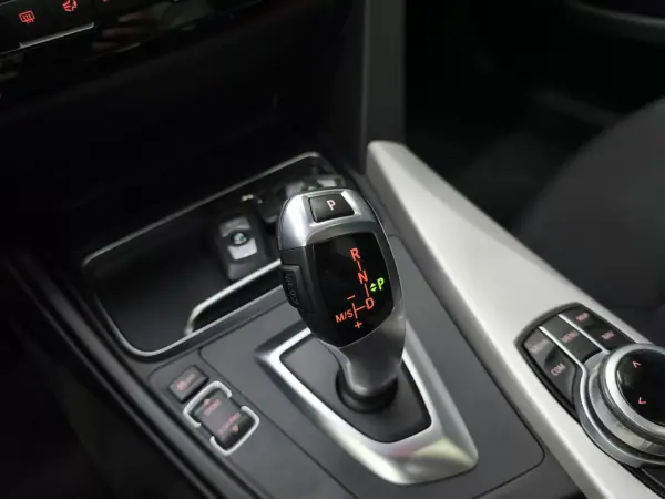 BMW 418 Gran Coupé 2018 - 17950 EUR, 194114 km - AUTO.MOTO.pt - 194114km - foto 39 de 46