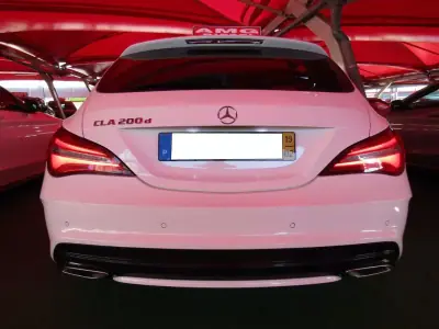 Mercedes-Benz CLA 200 2019 - 26899 EUR, 154950 km - 154950km - foto 20 de 38