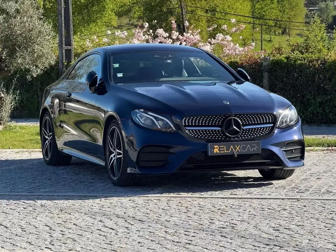 Mercedes-Benz E 220 2017 - 29990 EUR, 215000 km - AUTO.MOTO.pt - 215000km - foto 1 de 34