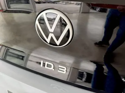 Volkswagen ID.3 2021 - 20500 EUR, 67100 km - 67100km - foto 25 de 103