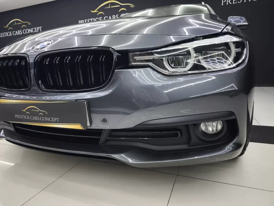 BMW 318 2019 - 19450 EUR, 156507 km - AUTO.MOTO.pt - 156507km - foto 10 de 46