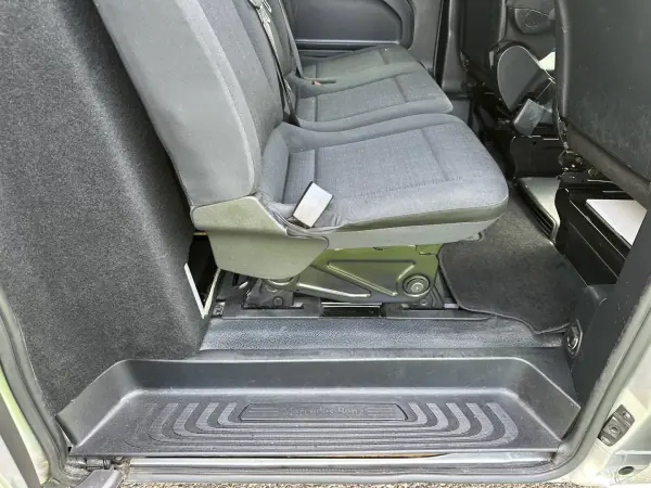 Mercedes-Benz Vito Tourer 2016 - 24900 EUR, 286000 km - AUTO.MOTO.pt - 286000km - foto 45 de 54