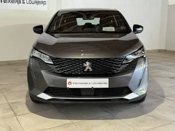 Peugeot 5008 2023 - 29500 EUR, 14500 km - AUTO.MOTO.pt - 14500km - foto 2 de 23