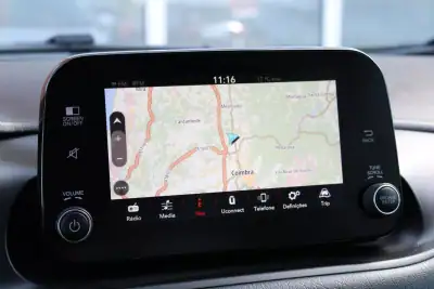 Fiat Tipo VAN 1.3 M-Jet 2022 - 11990 EUR, 132000 km - AUTO.MOTO.pt - 132000km - foto 25 de 30