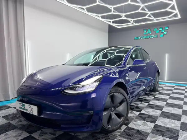 Tesla Model 3 Long-Range Dual Motor AWD 2019 Elétrico — 164 000 km · Braga Tesla Model 3 2019