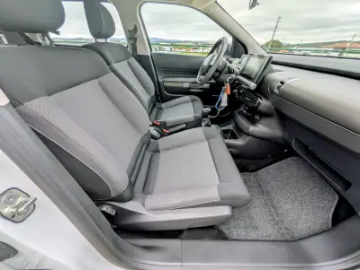 Citroën C4 Cactus 2015 - 8900 EUR, 186378 km - AUTO.MOTO.pt - 186378km - foto 14 de 24