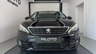 Peugeot 308 SW 2019 - 13990 EUR, 134327 km - AUTO.MOTO.pt - 134327km - foto 4 de 28