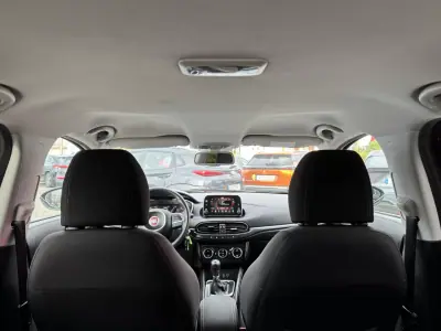 Fiat Tipo Station Wagon 2017 - 8990 EUR, 194000 km - AUTO.MOTO.pt - 194000km - foto 18 de 37