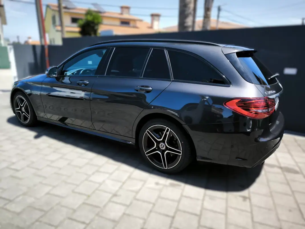 Mercedes-Benz C 300 2021 - 28950 EUR, 159000 km - AUTO.MOTO.pt - 159000km - foto 3 de 15