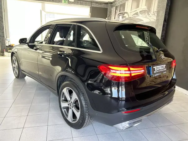Mercedes-Benz GLC 220 2017 - 31900 EUR, 155916 km - AUTO.MOTO.pt - 155916km - foto 3 de 25