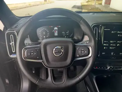 Volvo XC 40 2020 - 26990 EUR, 79100 km - 79100km - foto 17 de 21