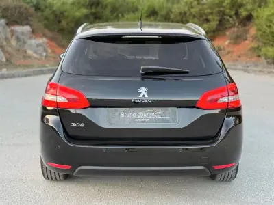 Peugeot 308 SW 2020 - 12900 EUR, 135154 km - AUTO.MOTO.pt - 135154km - foto 42 de 44