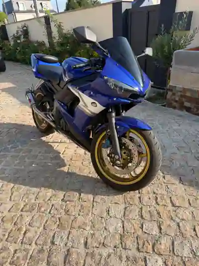 Yamaha YZF R6 2025 - 5500 EUR, 38000 km - AUTO.MOTO.pt - 38000km - foto 1 de 6
