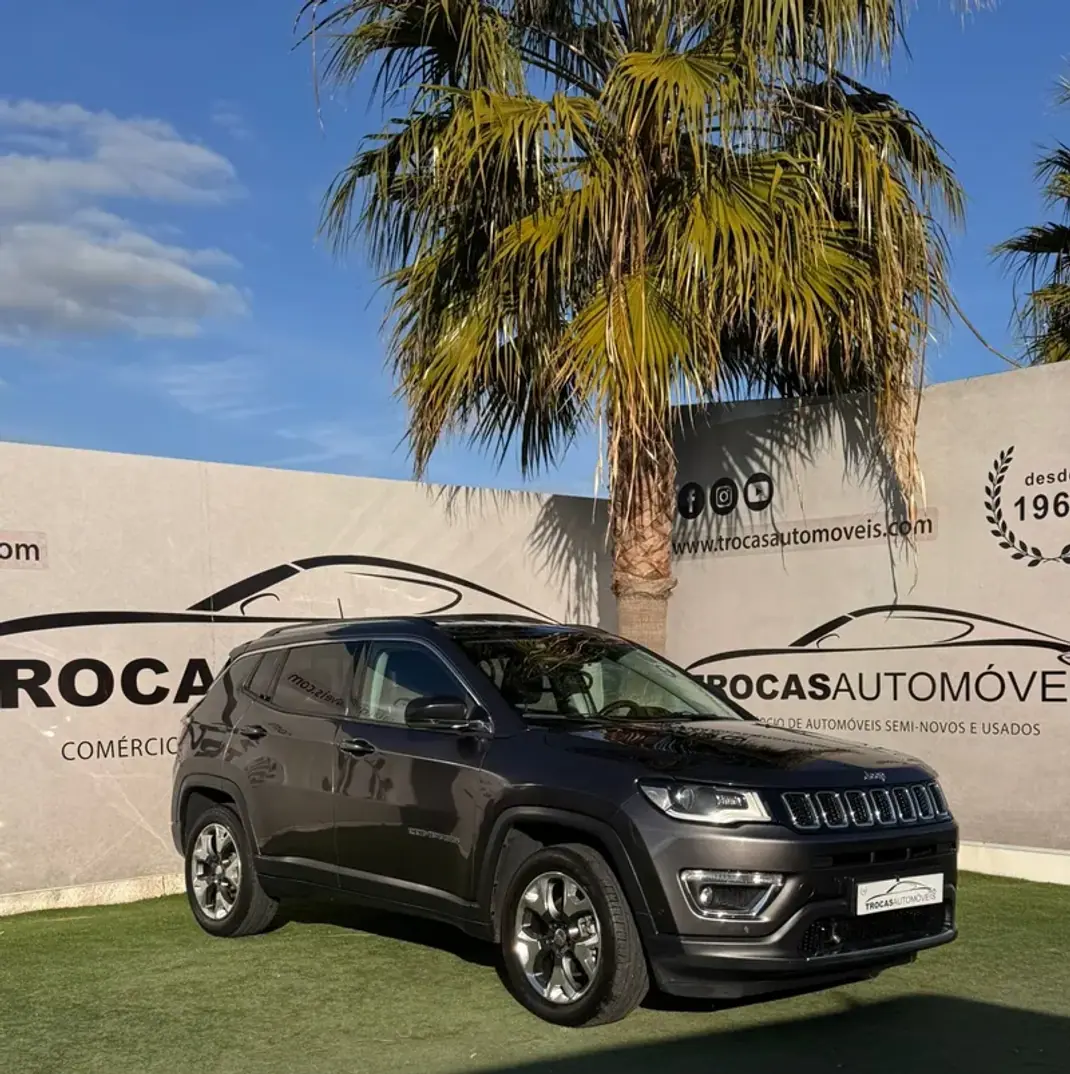 Jeep Compass 2018 - 17900 EUR, 52967 km - 52967km - foto 30 de 32