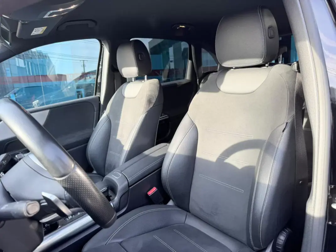 Mercedes-Benz B 250 2020 - 24900 EUR, 59000 km - AUTO.MOTO.pt - 59000km - foto 10 de 14