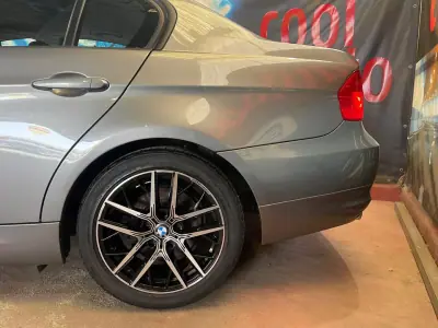 BMW 316 2009 - 9500 EUR, 111000 km - AUTO.MOTO.pt - 111000km - foto 19 de 47