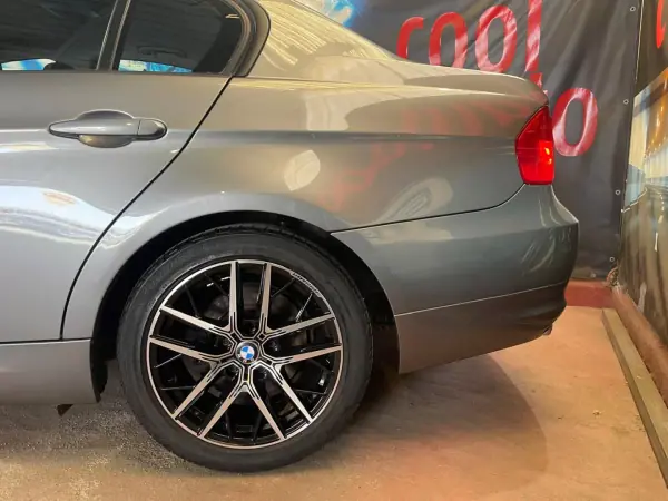 BMW 316 2009 - 9500 EUR, 111000 km - AUTO.MOTO.pt - 111000km - foto 19 de 47