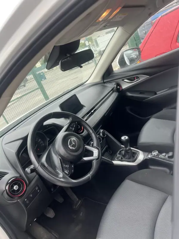 Mazda CX-3 2019 - 11999 EUR, 230000 km - AUTO.MOTO.pt - 230000km - foto 6 de 6