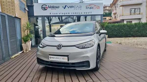 Volkswagen ID.3 2020 - 21950 EUR, 79800 km - AUTO.MOTO.pt - 79800km - foto 6 de 9