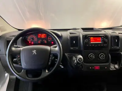 Peugeot 2.2 BlueHDi 335 L2 CD 2023 - 22950 EUR, 69000 km - AUTO.MOTO.pt - 69000km - foto 2 de 24